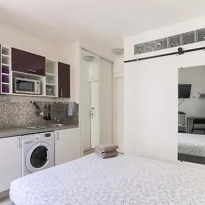 https://raspail-cozy-flat.fr-paris.fr